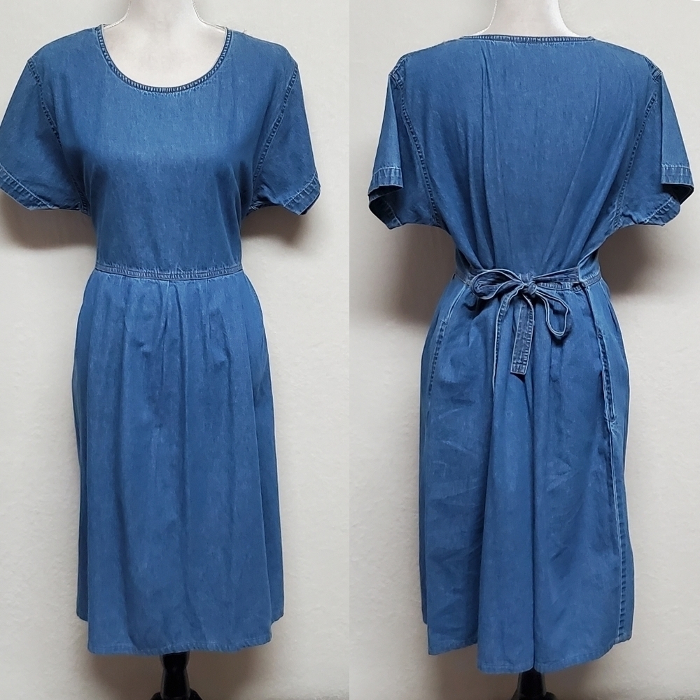 90s Vintage Boho Scoop Neckline Short Sleeve Side Pocket Tie-Waist Denim Dress